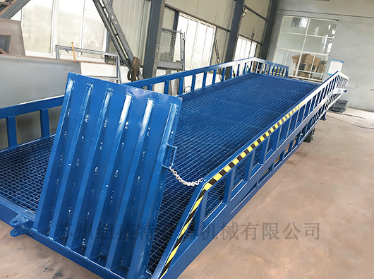 移动登车桥